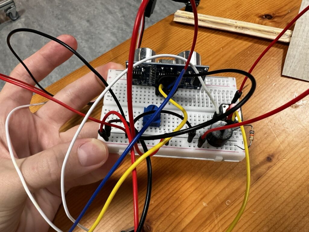 Self- playing dancing instrument – Introduction to Interactive Media